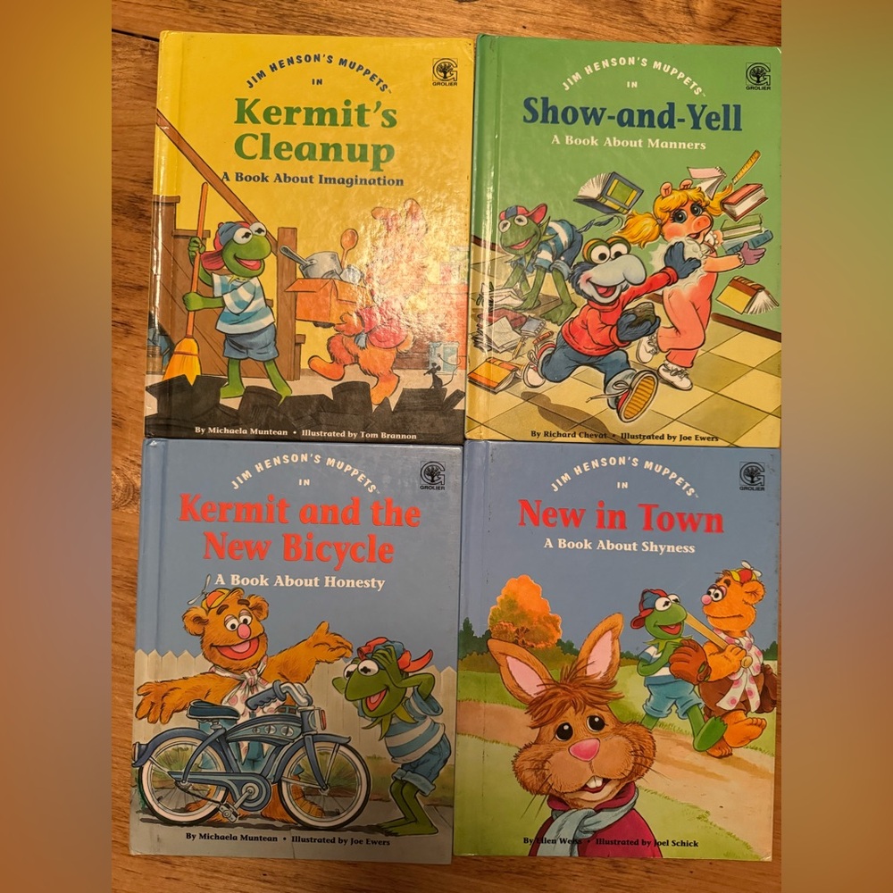 📚 Jim Henson’s Muppets Hardcover Book Bundle | Kermit the Frog | 4 Books
